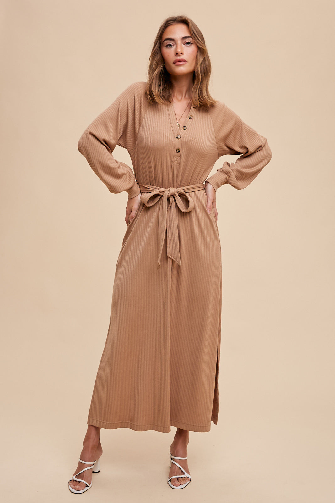 KNIT COLLARED BUTTON UP DRESS WITH WAIST TIE - Taupe